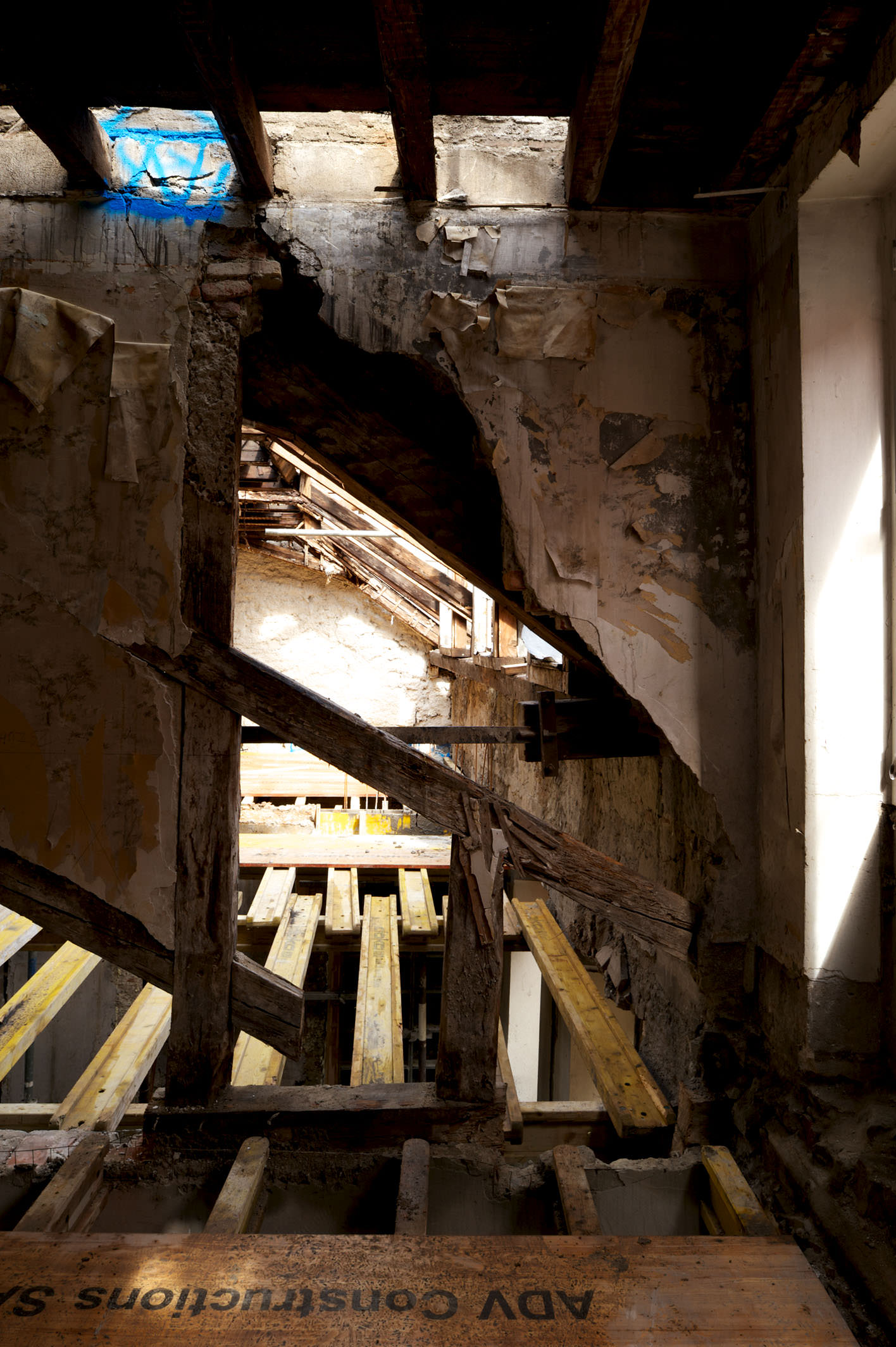 E10303  |  MplusV  |  Chantier Rue St. Francois, Lausanne